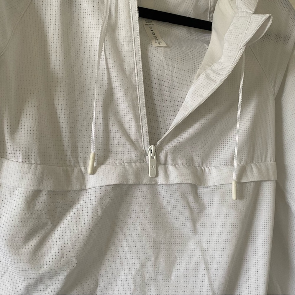 Lululemon jacket - Picture 5 of 6